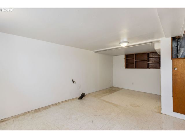 7236 N FENWICK Ave, Portland, OR 97217