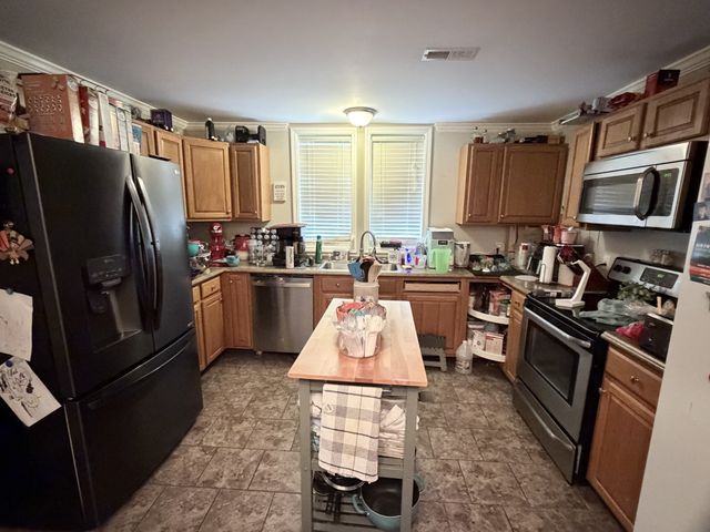 215 St Clair St, Tracy City, TN 37387