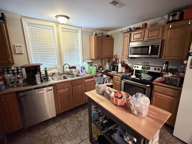 215 St Clair St, Tracy City, TN 37387