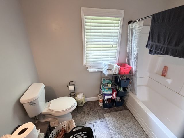 215 St Clair St, Tracy City, TN 37387
