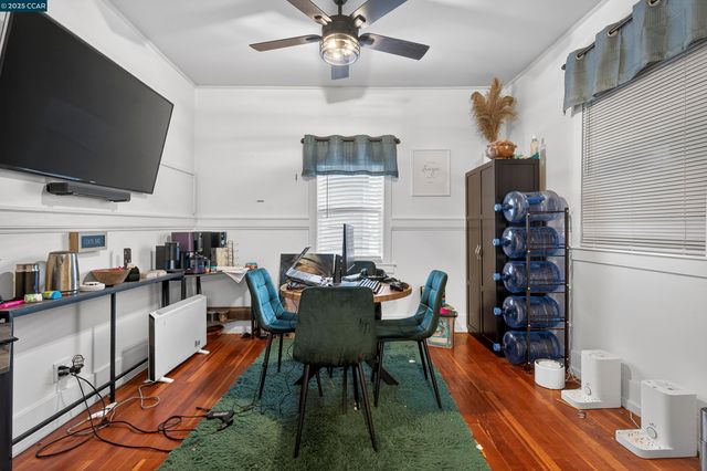 725 Loring Ave, Crockett, CA 94525