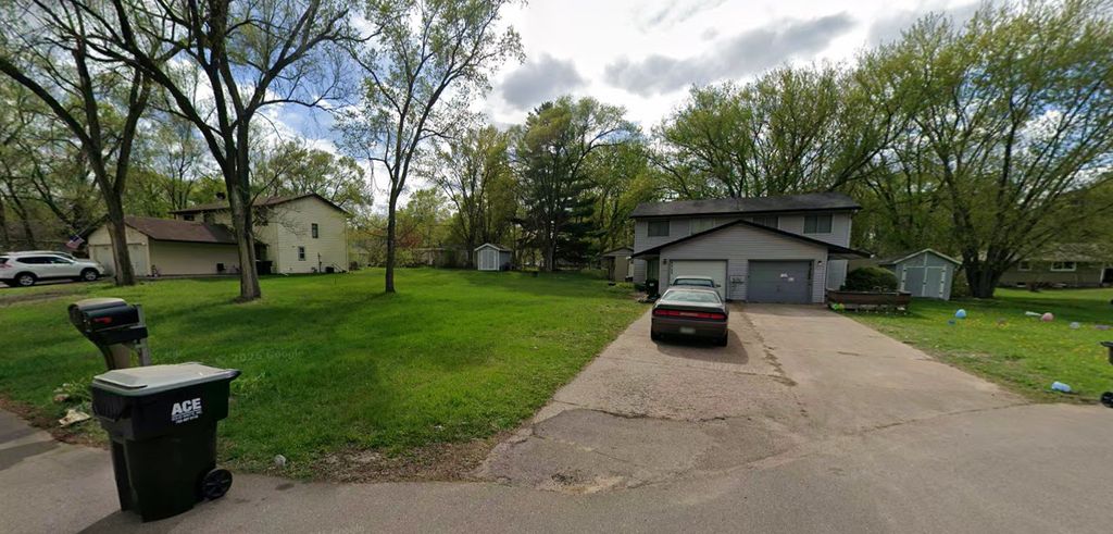 9320,22 Ryan Place, Circle Pines, MN 55014 — exterior