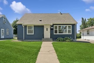 1576 Nebraska Avenue E, Saint Paul, MN 55106