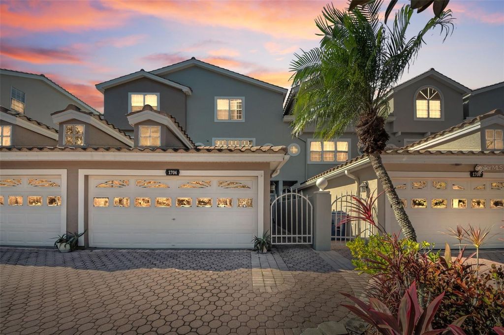 1704 LAGO VISTA BOULEVARD, Palm Harbor, FL 34685