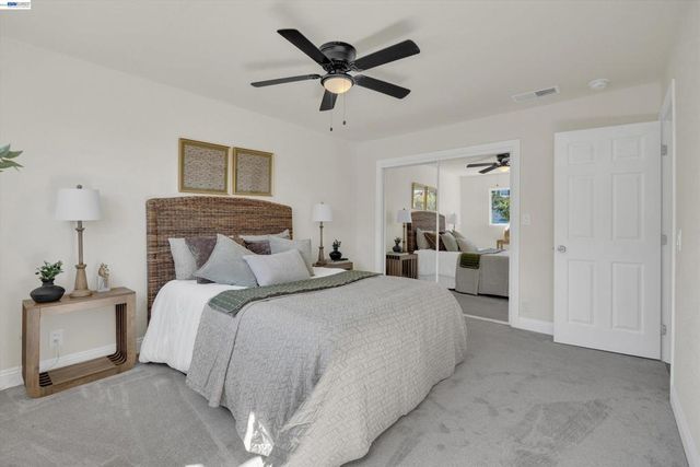 327 Kingston Ave, Martinez, CA 94553