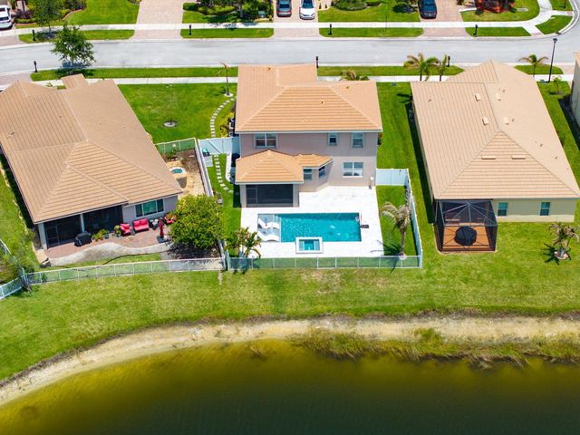 11561 SW Rowena Street, Port St. Lucie, FL 34987