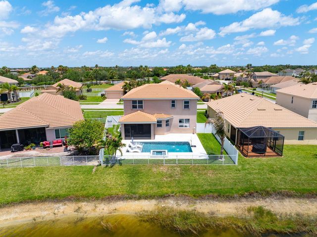 11561 SW Rowena Street, Port St. Lucie, FL 34987