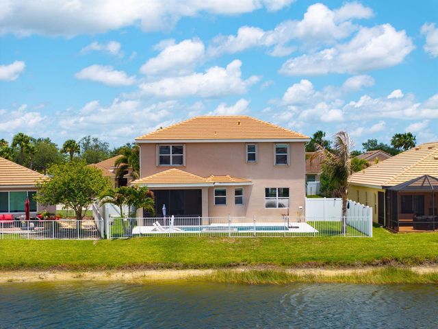 11561 SW Rowena Street, Port St. Lucie, FL 34987