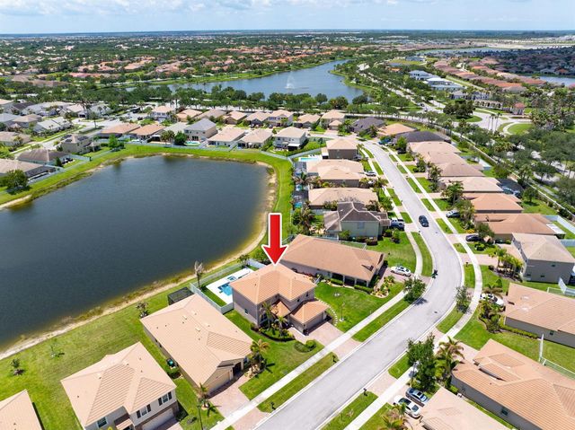 11561 SW Rowena Street, Port St. Lucie, FL 34987