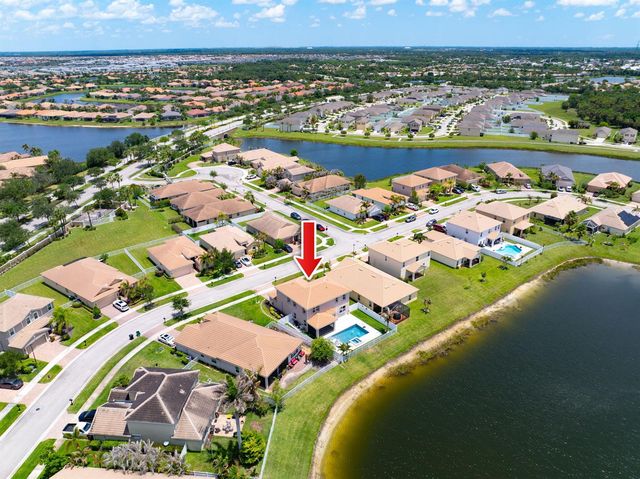 11561 SW Rowena Street, Port St. Lucie, FL 34987