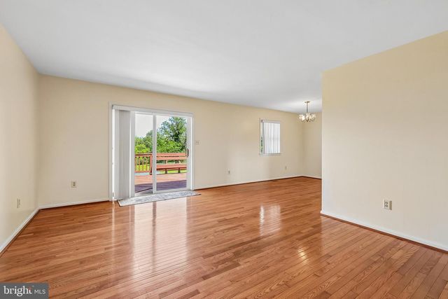 10117 BURWELL RD, Nokesville, VA 20181