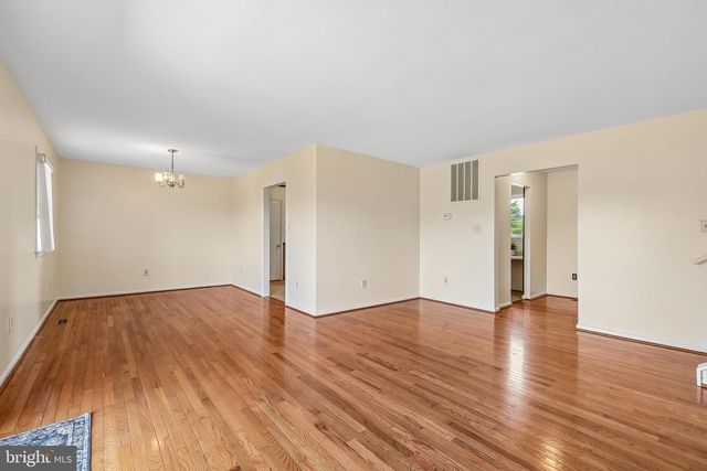 10117 BURWELL RD, Nokesville, VA 20181