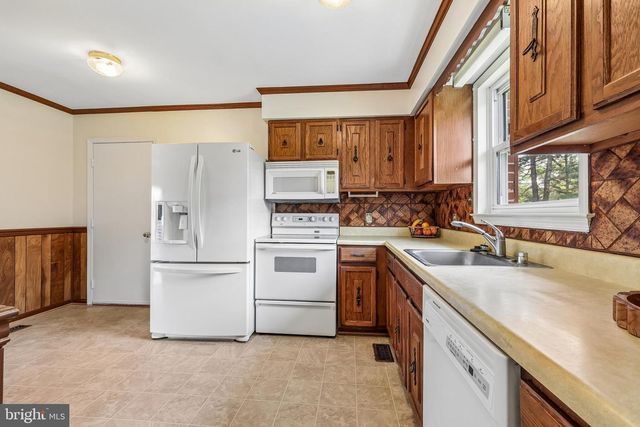10117 BURWELL RD, Nokesville, VA 20181