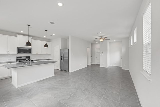 1528 Lakeline Oak Drive, Houston, TX 77084