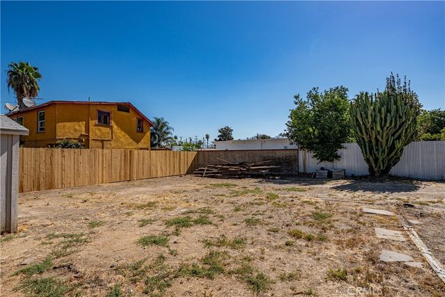 3342 Eucalyptus Avenue, Riverside, CA 92507