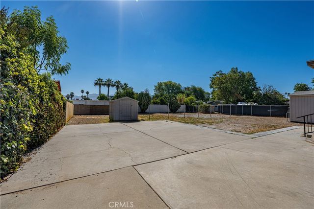 3342 Eucalyptus Avenue, Riverside, CA 92507
