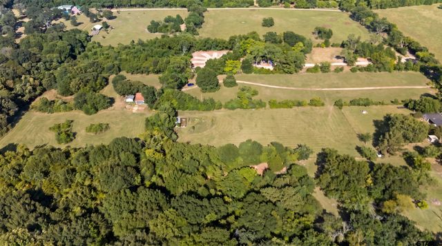 28300 County Road 2100, Kemp, TX 75143