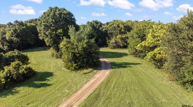 28300 County Road 2100, Kemp, TX 75143