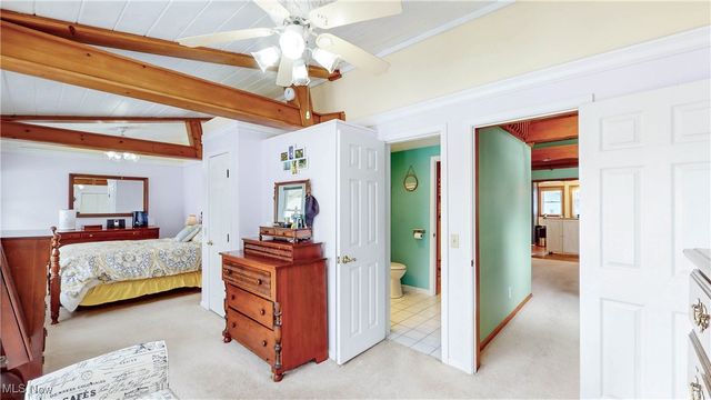 17544 Pine Court, Lake Milton, OH 44429