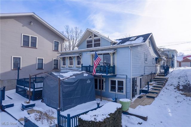 17544 Pine Court, Lake Milton, OH 44429