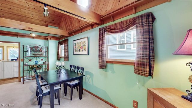 17544 Pine Court, Lake Milton, OH 44429