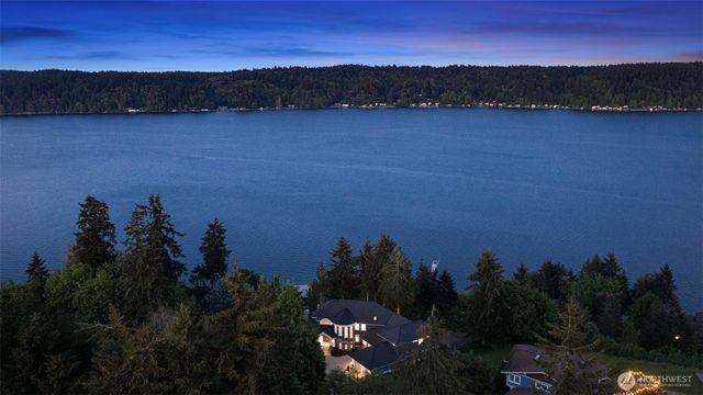 13025 Point Richmond Drive NW, Gig Harbor, WA 98332
