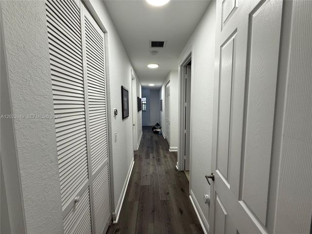 9907 NW 87th Terrace, Doral, FL 33178