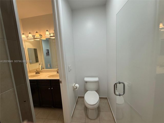 9907 NW 87th Terrace, Doral, FL 33178