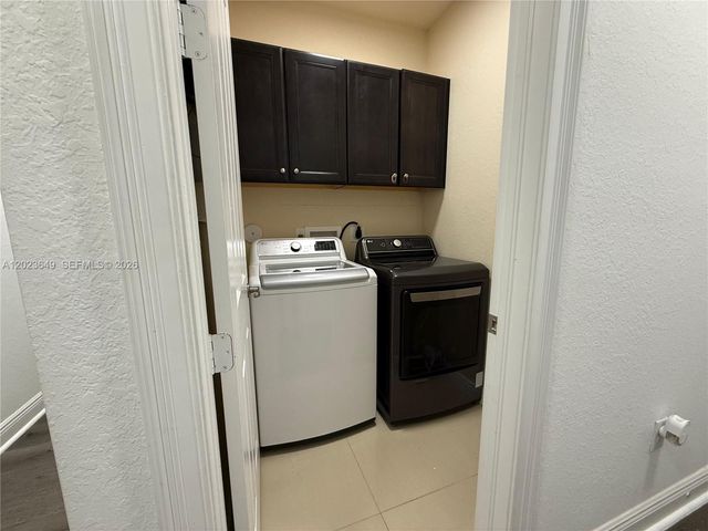 9907 NW 87th Terrace, Doral, FL 33178