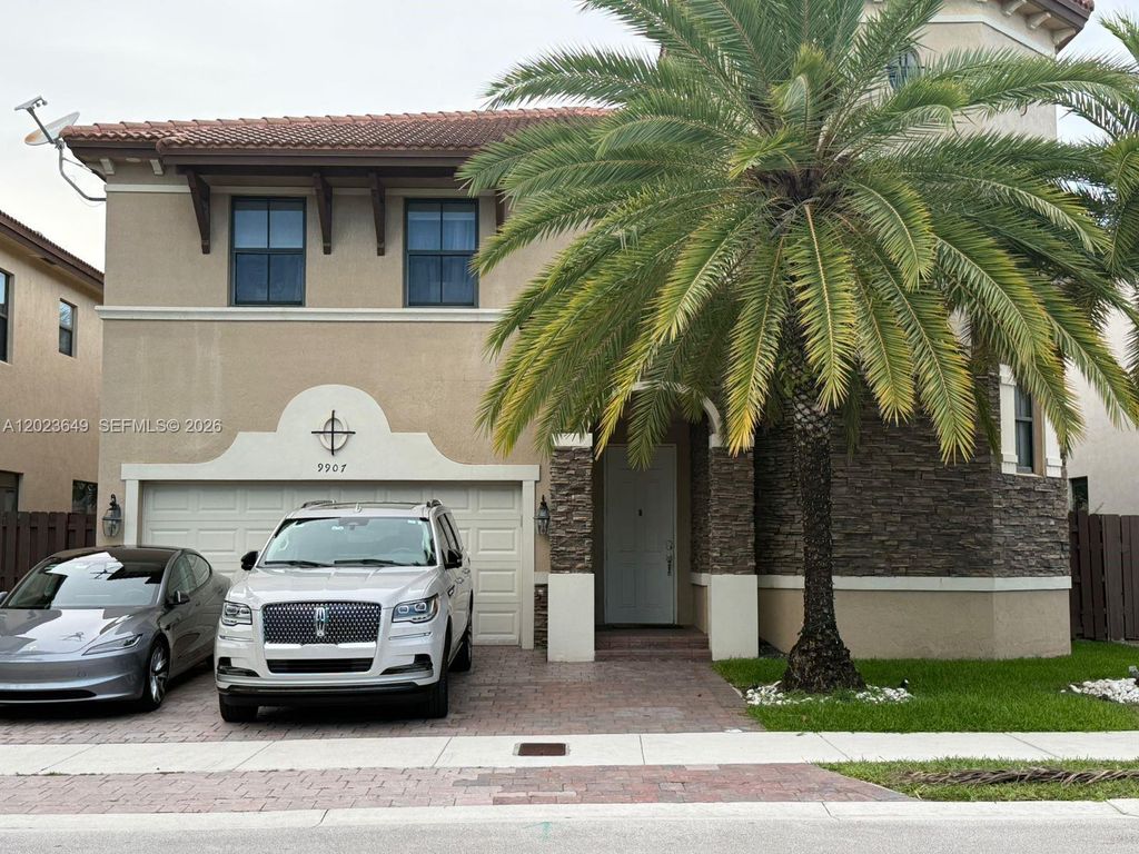 9907 NW 87th Terrace, Doral, FL 33178