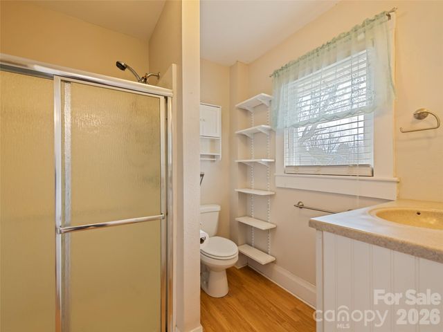 821 N Main Street, Canton, NC 28716