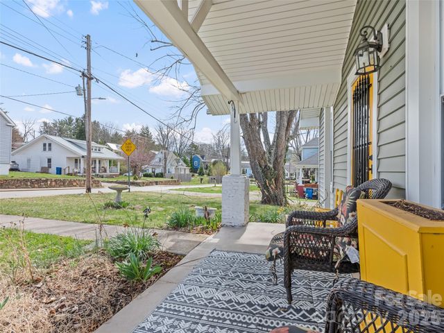 821 N Main Street, Canton, NC 28716