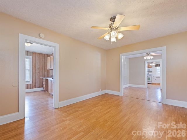 821 N Main Street, Canton, NC 28716
