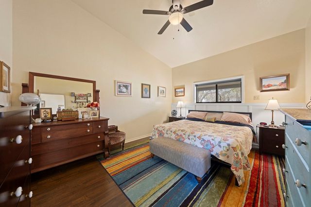 1814 Woodstone Dr, Kerrville, TX 78028