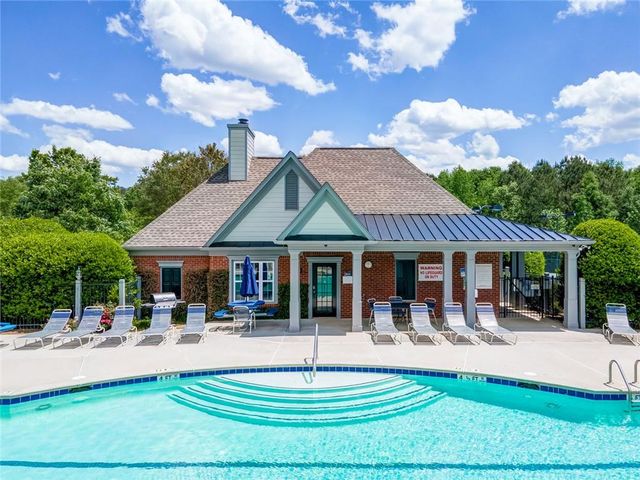466 Skiles Court, Suwanee, GA 30024