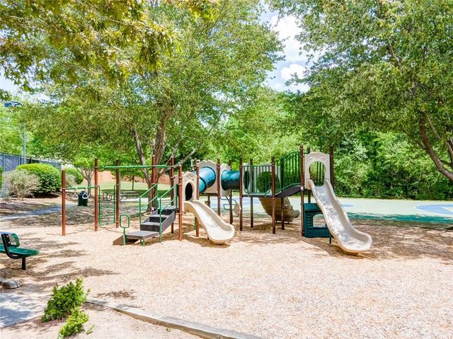 466 Skiles Court, Suwanee, GA 30024