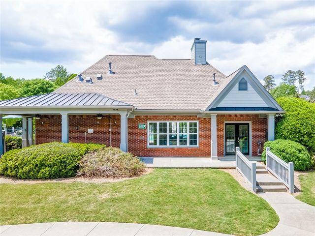 466 Skiles Court, Suwanee, GA 30024