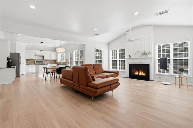 466 Skiles Court, Suwanee, GA 30024