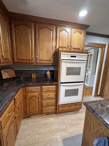 108 King St, Mcminnville, TN 37110