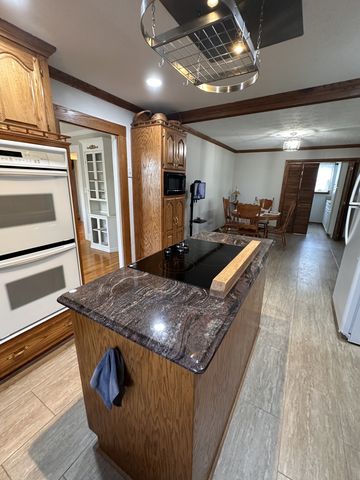 108 King St, Mcminnville, TN 37110