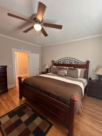 108 King St, Mcminnville, TN 37110