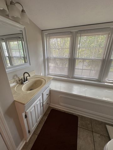 108 King St, Mcminnville, TN 37110