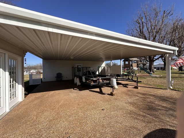 108 King St, Mcminnville, TN 37110