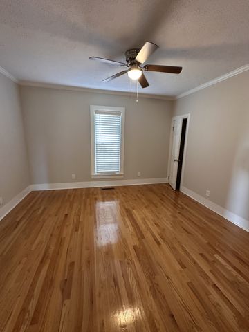 108 King St, Mcminnville, TN 37110