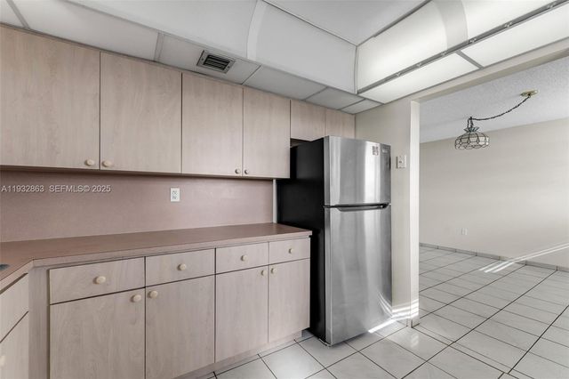 14180 SW 84th St 508-G, Miami, FL 33183