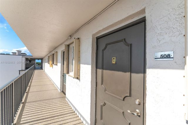 14180 SW 84th St 508-G, Miami, FL 33183