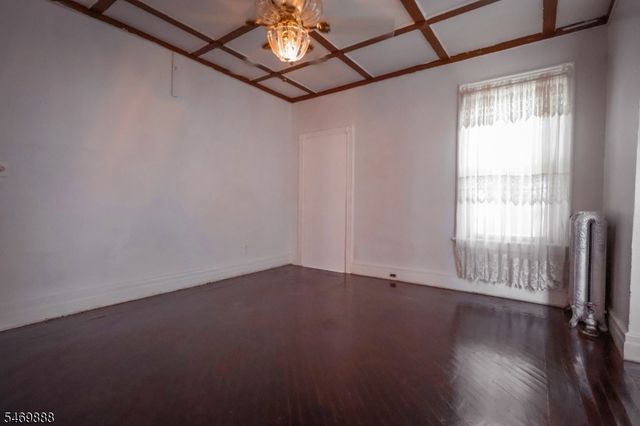 741 Highland Ave, Newark City, NJ 07104