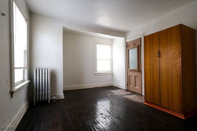 741 Highland Ave, Newark City, NJ 07104