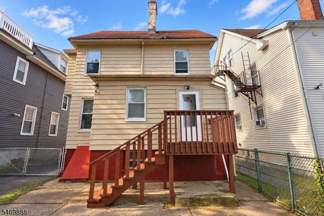 741 Highland Ave, Newark City, NJ 07104