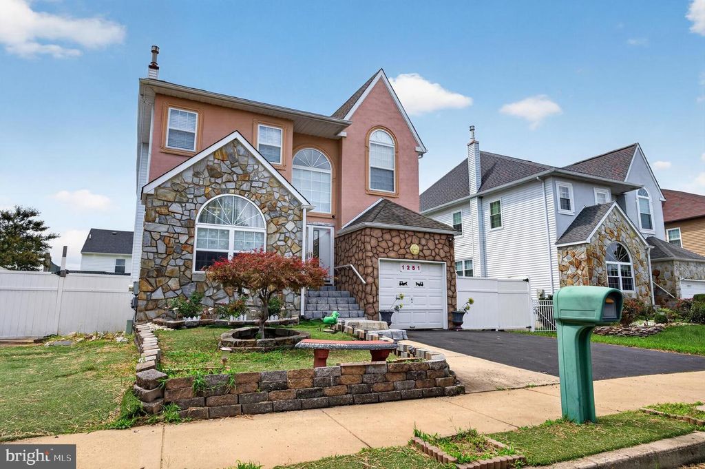 1251 SEROTA PL, PHILADELPHIA, PA 19115 — photo 4